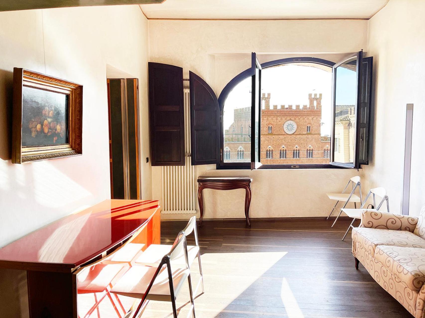 Il Campo 8: Piazza Del Campo Apartment เซียนา ภายนอก รูปภาพ
