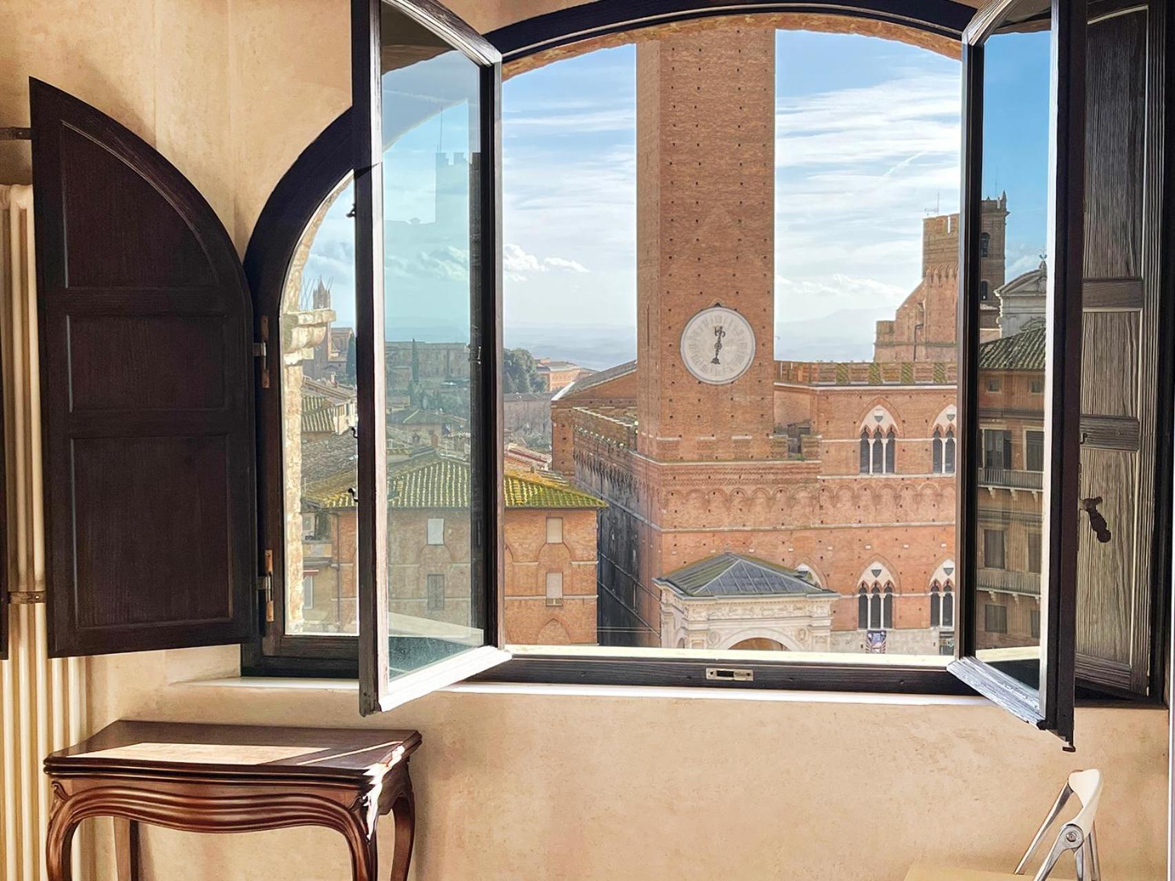 Il Campo 8: Piazza Del Campo Apartment เซียนา ภายนอก รูปภาพ